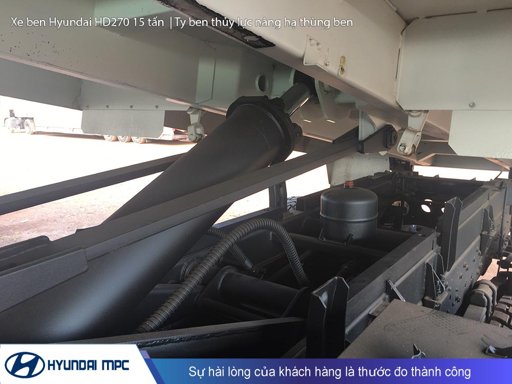 Giá bán xe ben Hyundai HD270 15 tấn 3 chân nhập khẩu